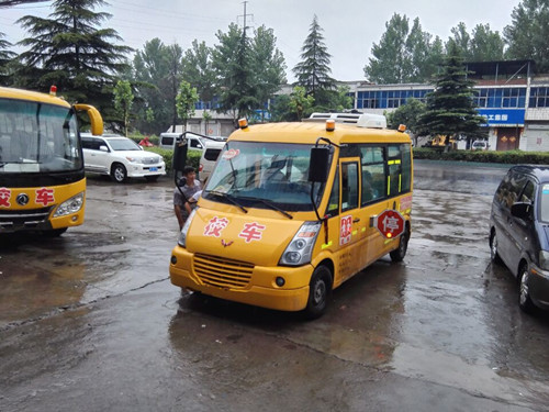 小型冷藏車出現(xiàn)異味怎樣排除？